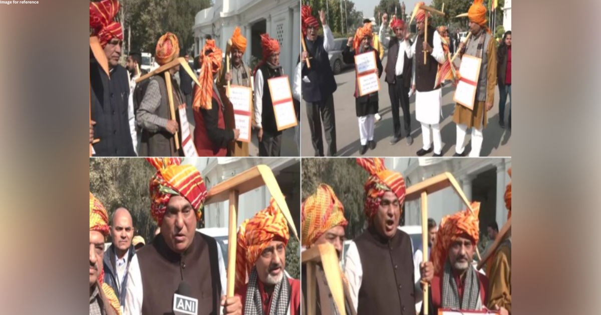 BJP MLAs stage protest in Delhi Assembly calling Kejriwal govt 
